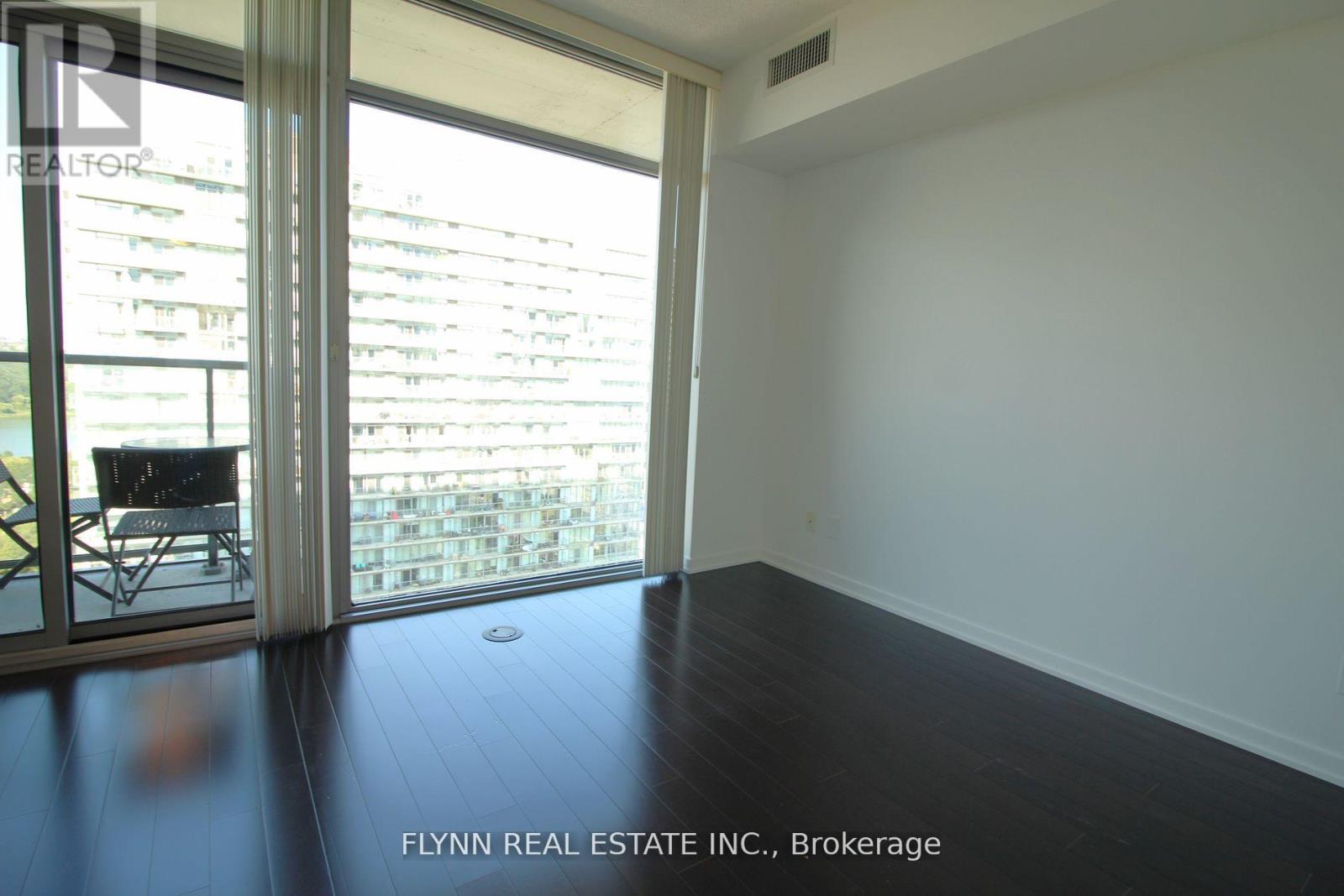 2313 - 105 The Queensway, Toronto, Ontario  M6S 5B5 - Photo 4 - W13415352