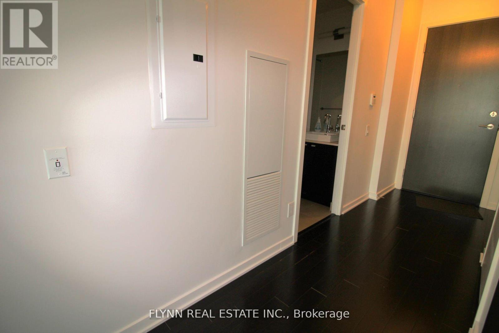 2313 - 105 The Queensway, Toronto, Ontario  M6S 5B5 - Photo 5 - W13415352