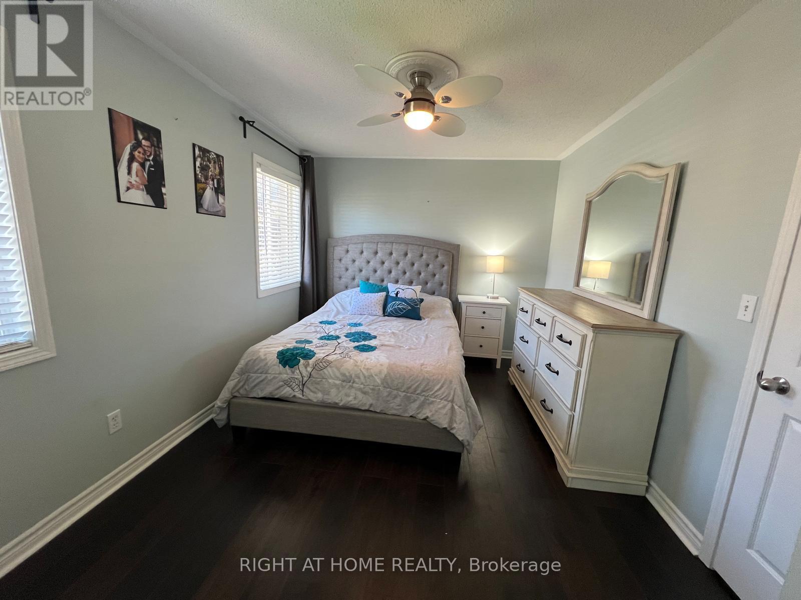 1064 Barclay Circle, Milton, Ontario  L9T 5W3 - Photo 15 - W13415376