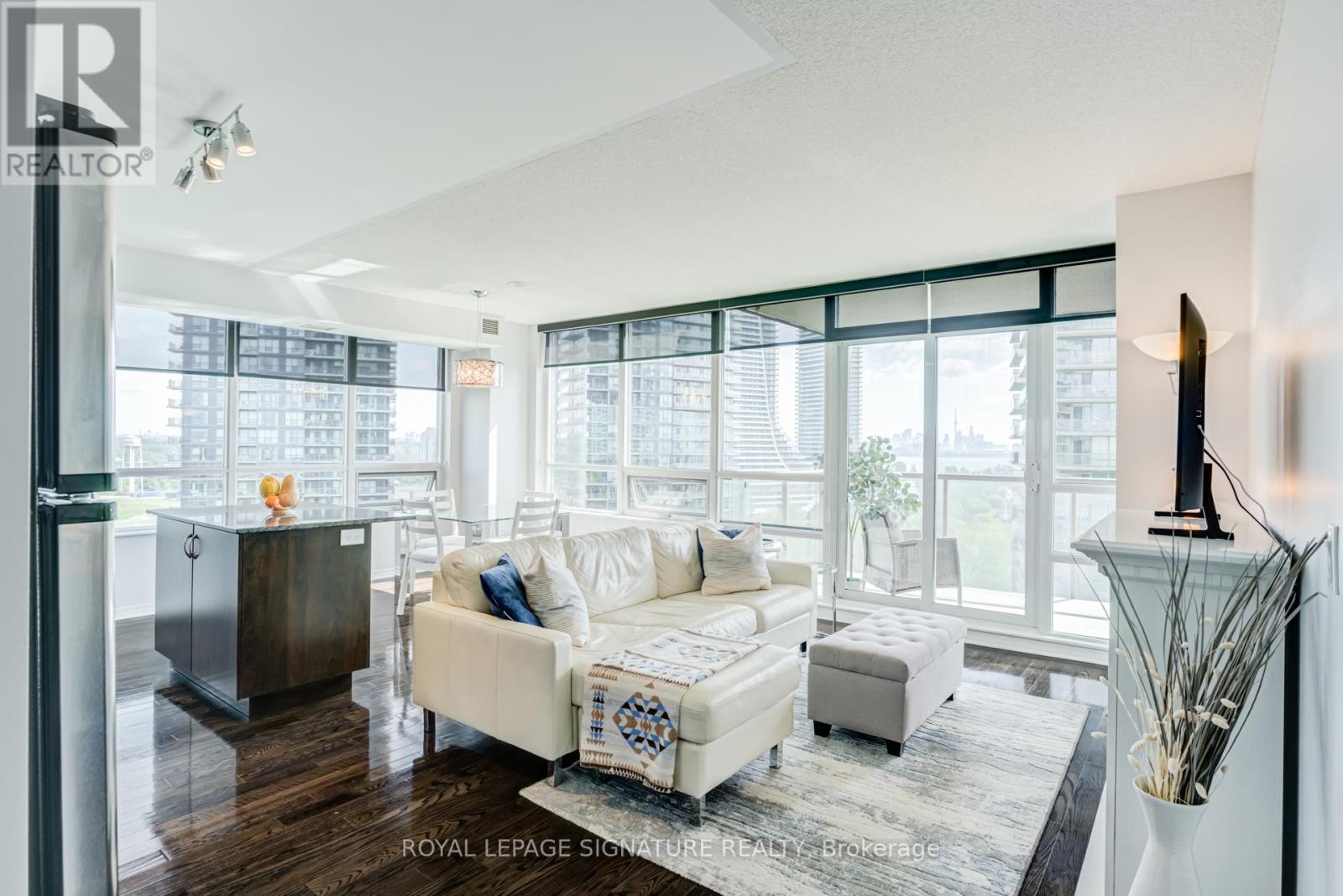1406 - 15 Legion Road, Toronto, Ontario  M8V 0A9 - Photo 7 - W13415428