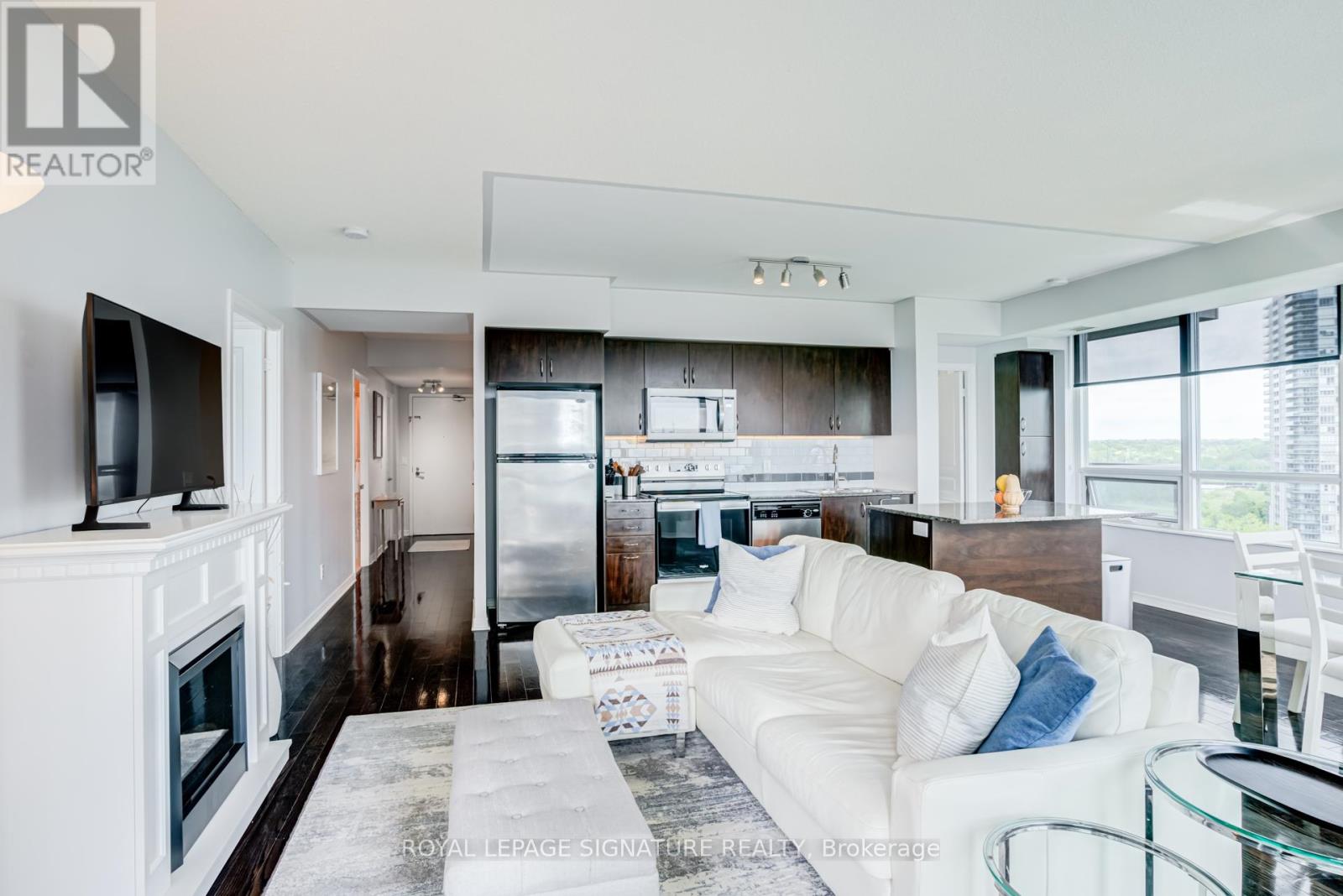 1406 - 15 Legion Road, Toronto, Ontario  M8V 0A9 - Photo 8 - W13415428