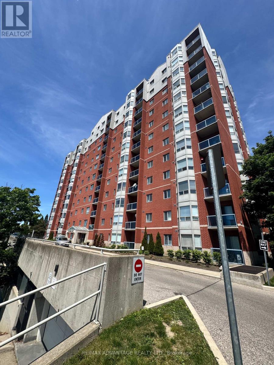 607 - 30 Chapman Court, London North, Ontario  N6G 4Y4 - Photo 1 - X13415602