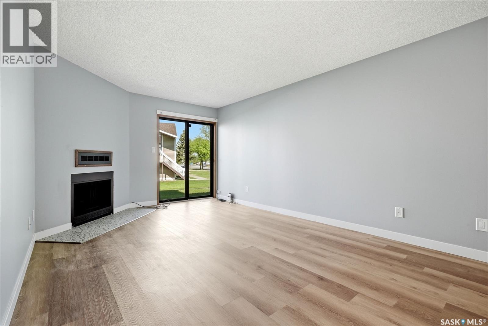 6463 Rochdale Boulevard, Regina, Saskatchewan  S4X 2Y9 - Photo 7 - SK038649