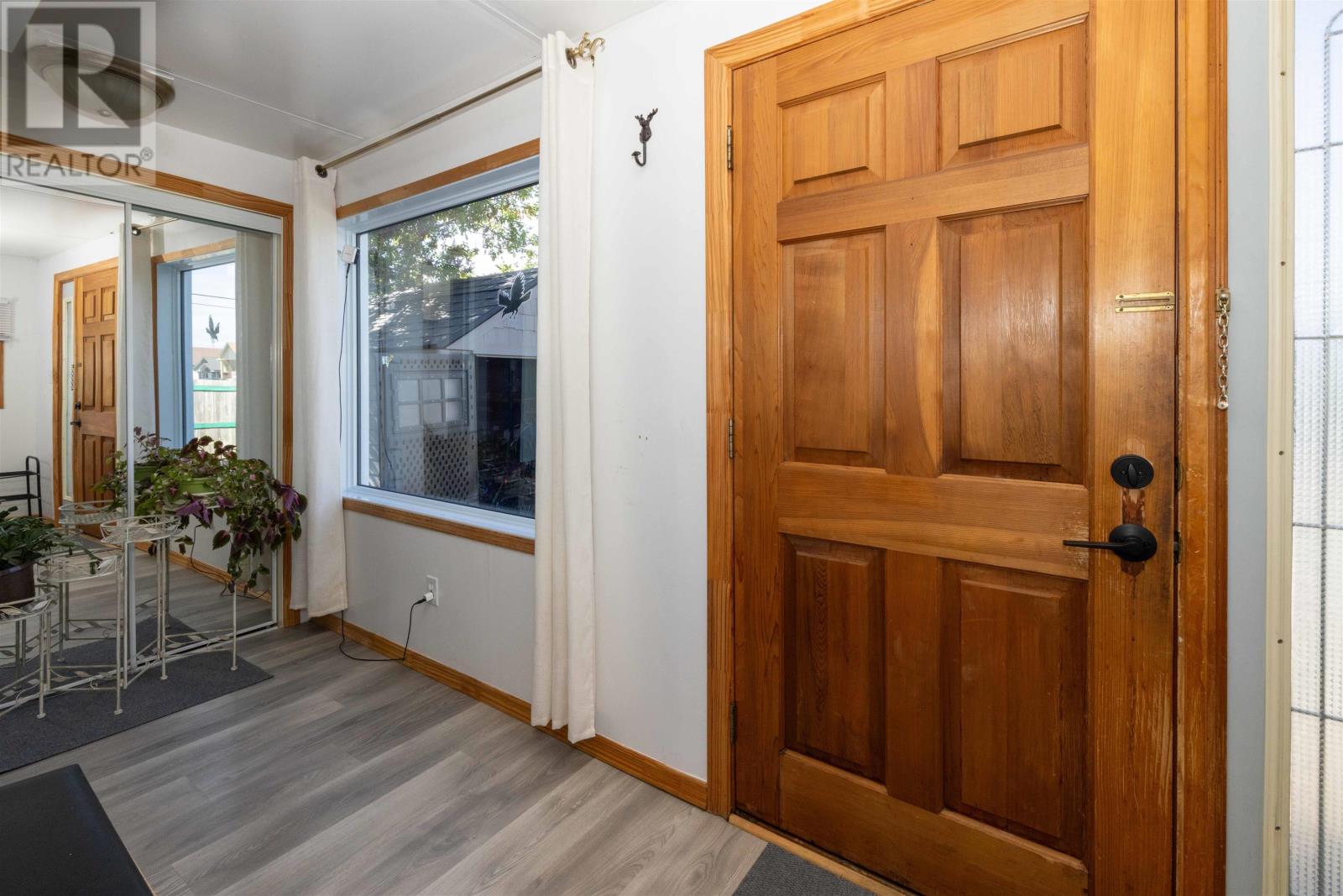 404 Amelia St W, Thunder Bay, Ontario  P7E 4A8 - Photo 6 - TB2601370