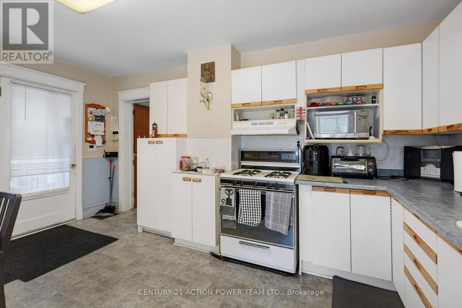 222 Montfort Street, Ottawa, Ontario K1L 5P4 - Photo 12 - X13415516