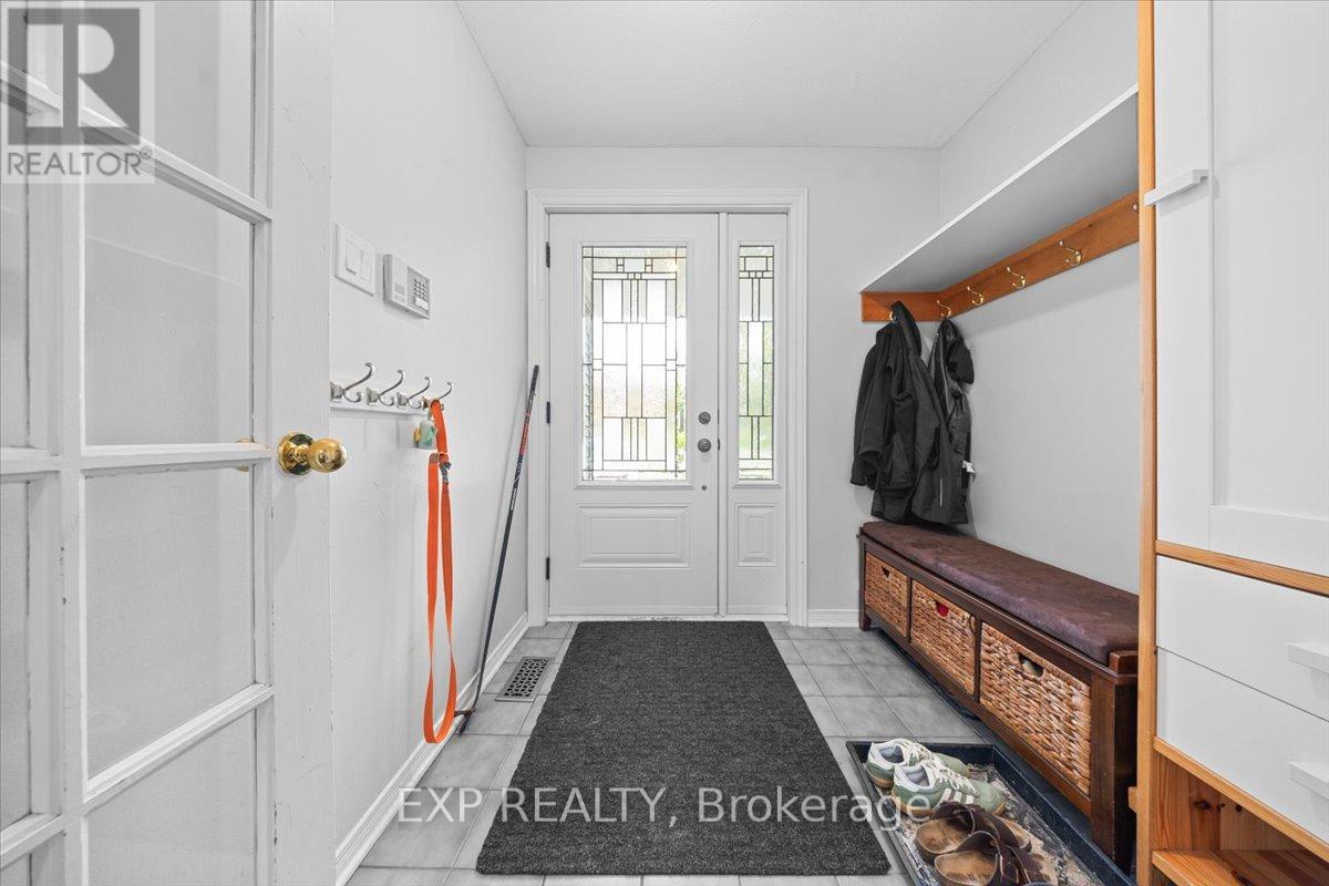 32 Flanders Street, Ottawa, Ontario  K2J 3K1 - Photo 3 - X13415546