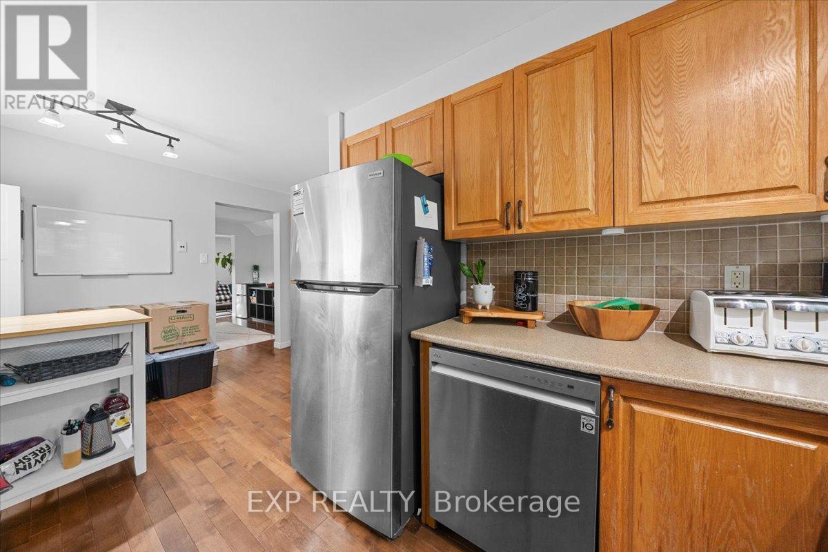 32 Flanders Street, Ottawa, Ontario  K2J 3K1 - Photo 9 - X13415546