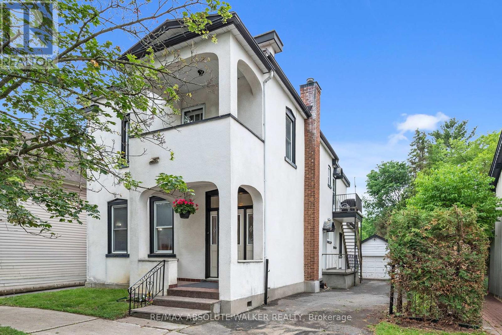 A - 31 Crichton Street, Ottawa, Ontario K1M 1V5 - Photo 2 - X13415638