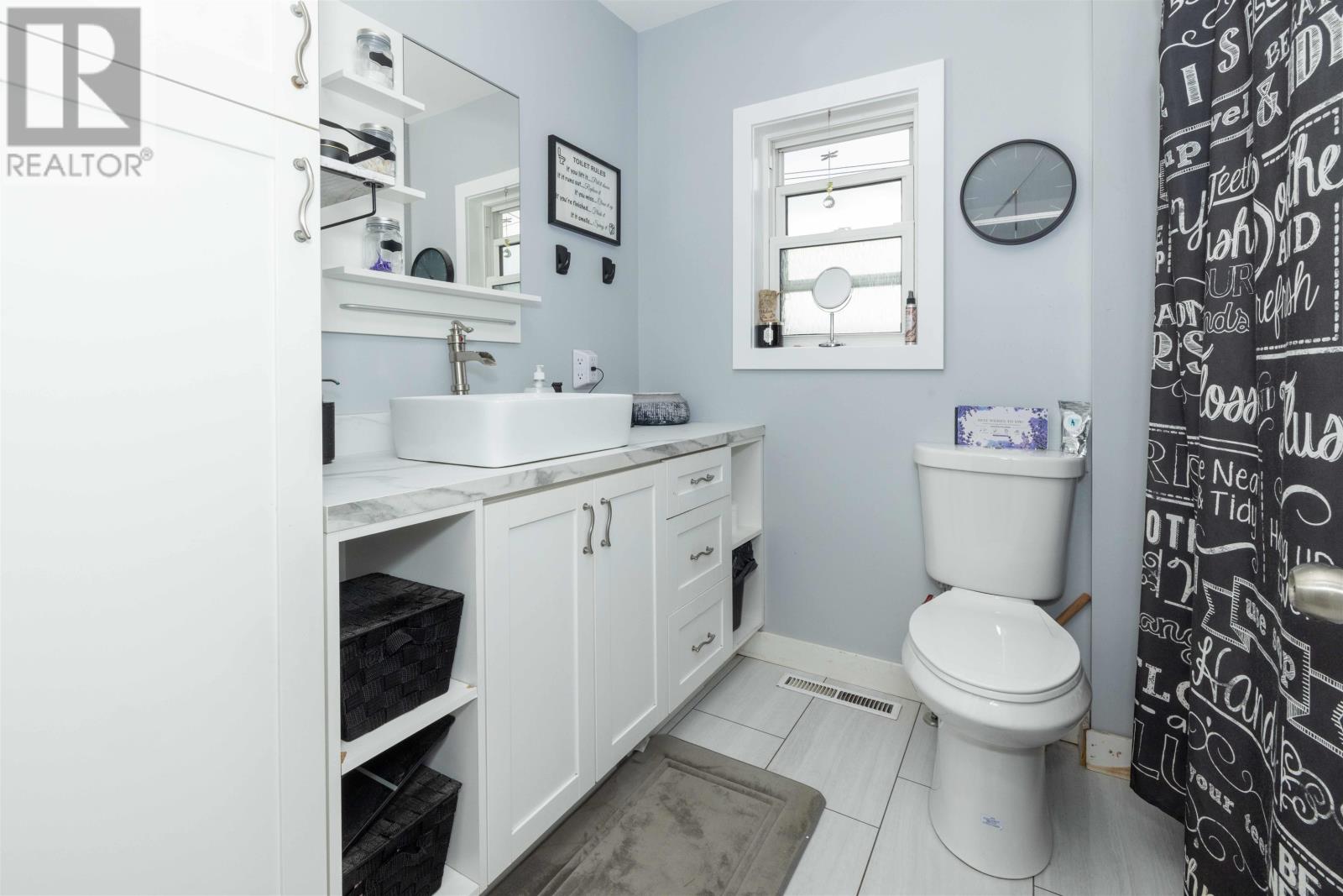 10 Velva Ave, Thunder Bay, Ontario  P7A 6N5 - Photo 5 - TB2601393