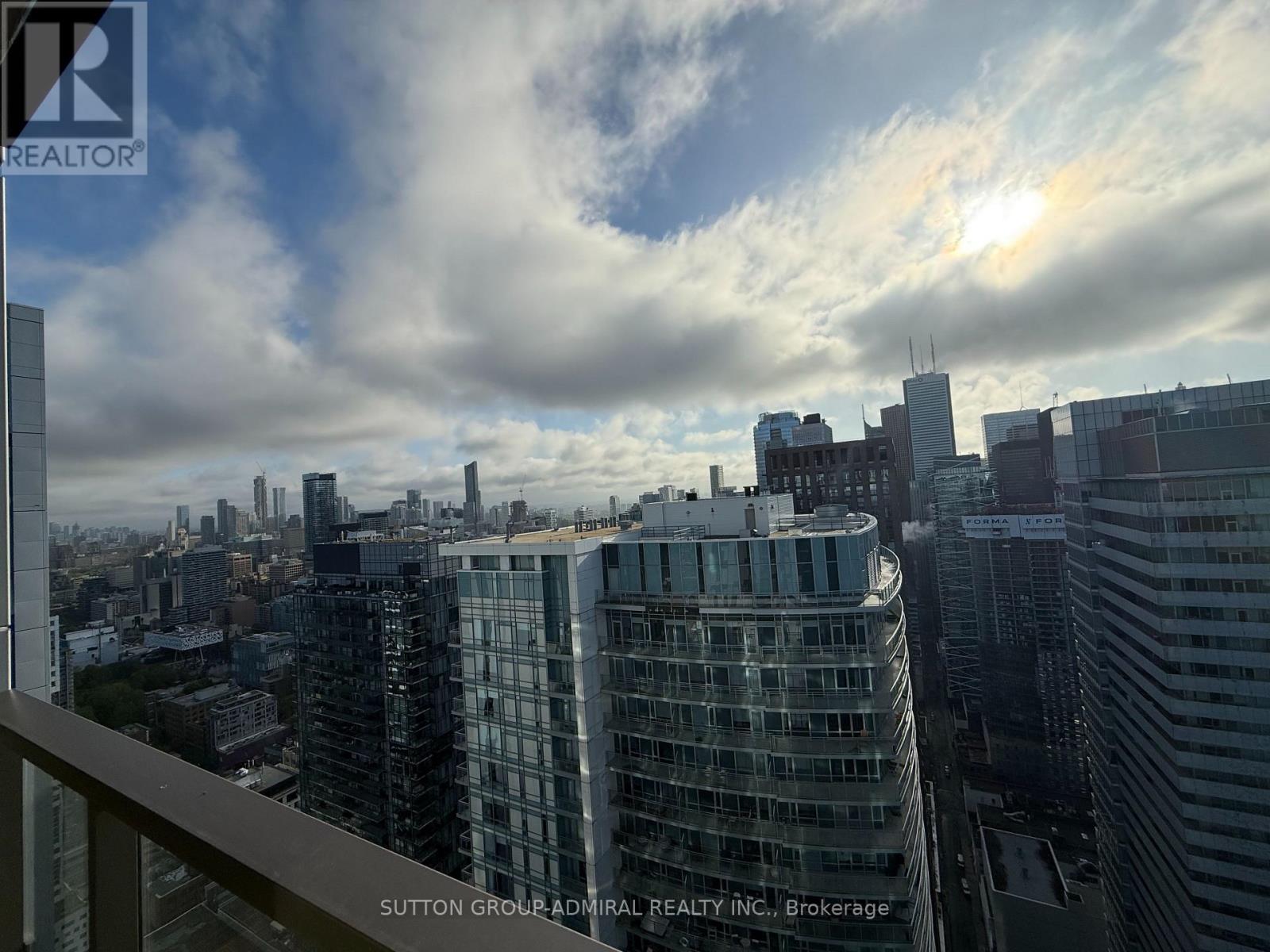 SPH 08 - 8 WIDMER STREET, Toronto, Ontario