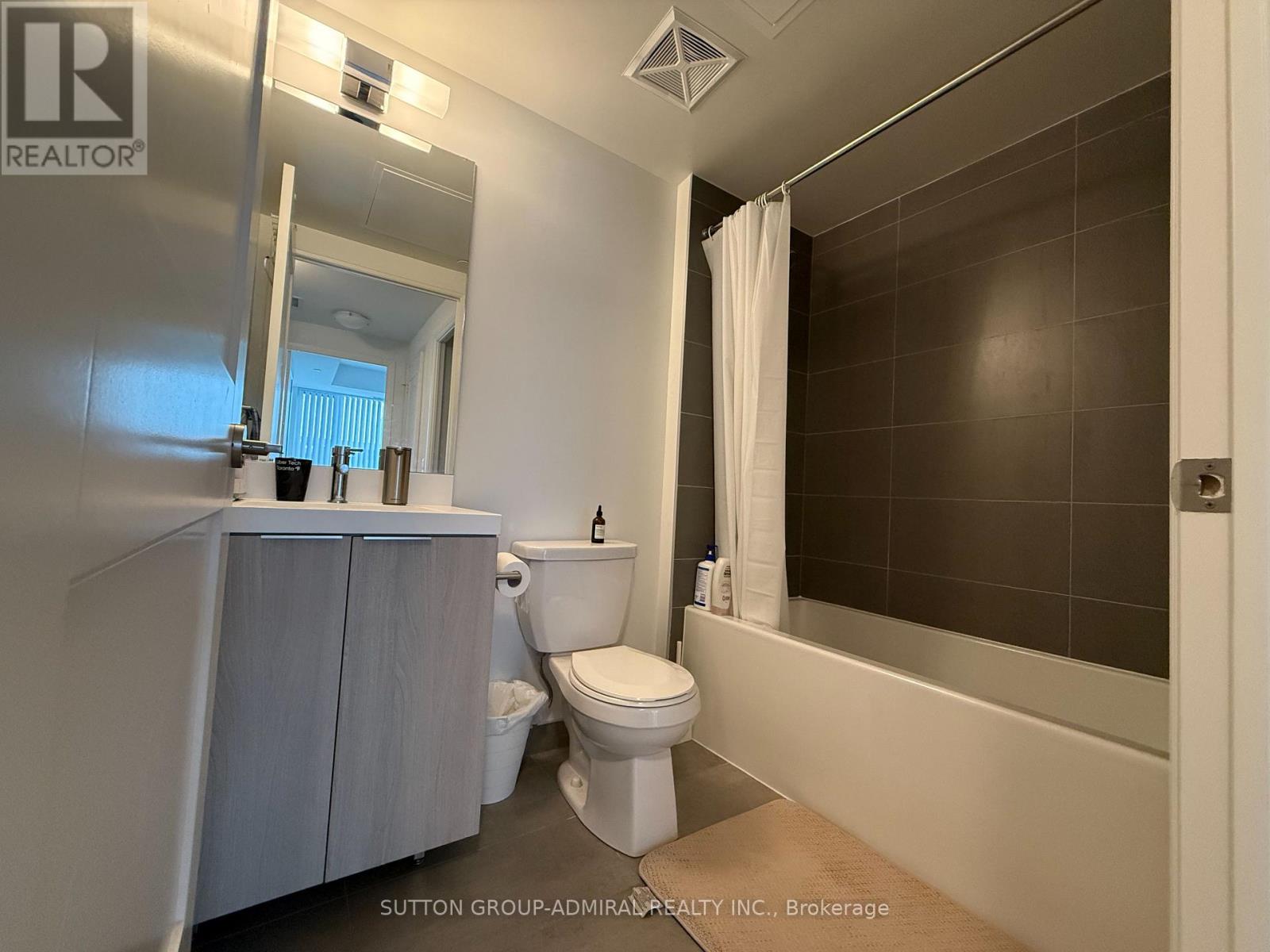 Sph 08 - 8 Widmer Street, Toronto, Ontario  M5V 0W6 - Photo 11 - C13415464