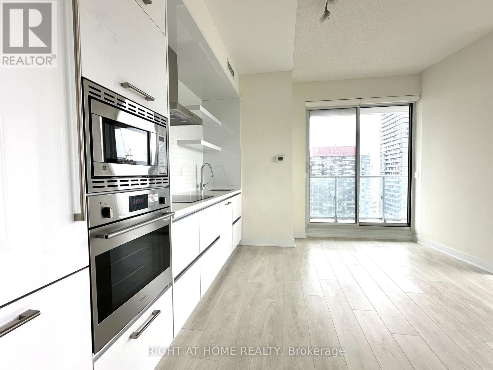 3102 - 2221 Yonge Street, Toronto, Ontario  M4S 2B4 - Photo 16 - C13415518