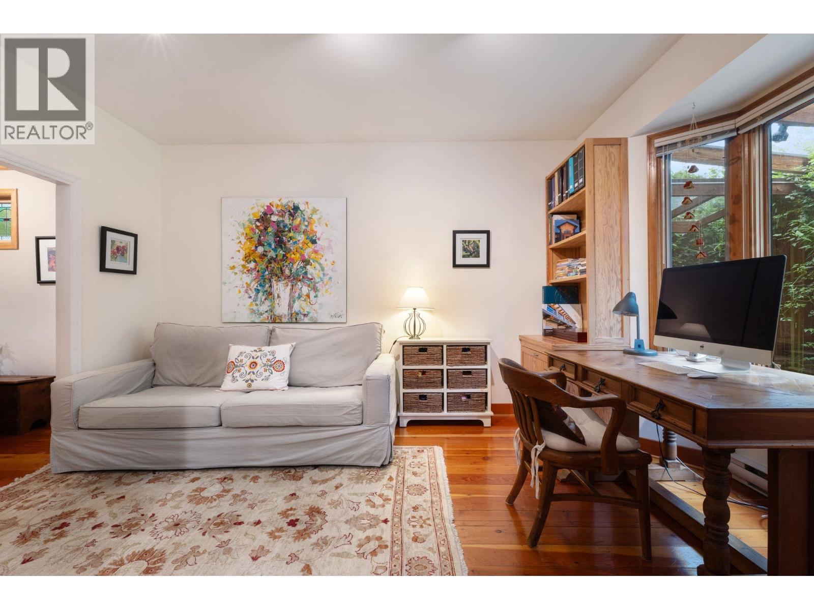 Listing image 6