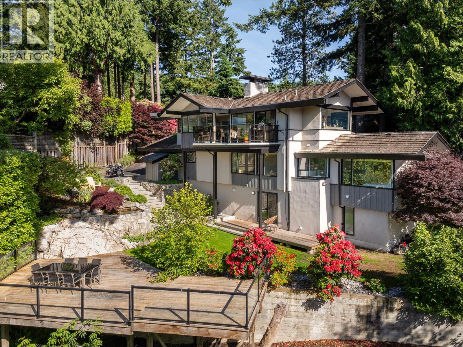 6485 Madrona Crescent, West Vancouver, British Columbia  V7W 2J7 - Photo 2 - R3133250