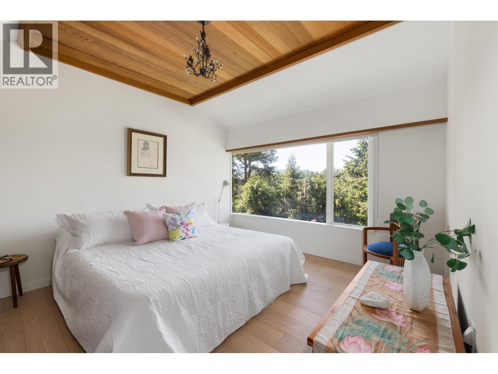 6485 Madrona Crescent, West Vancouver, British Columbia  V7W 2J7 - Photo 22 - R3133250