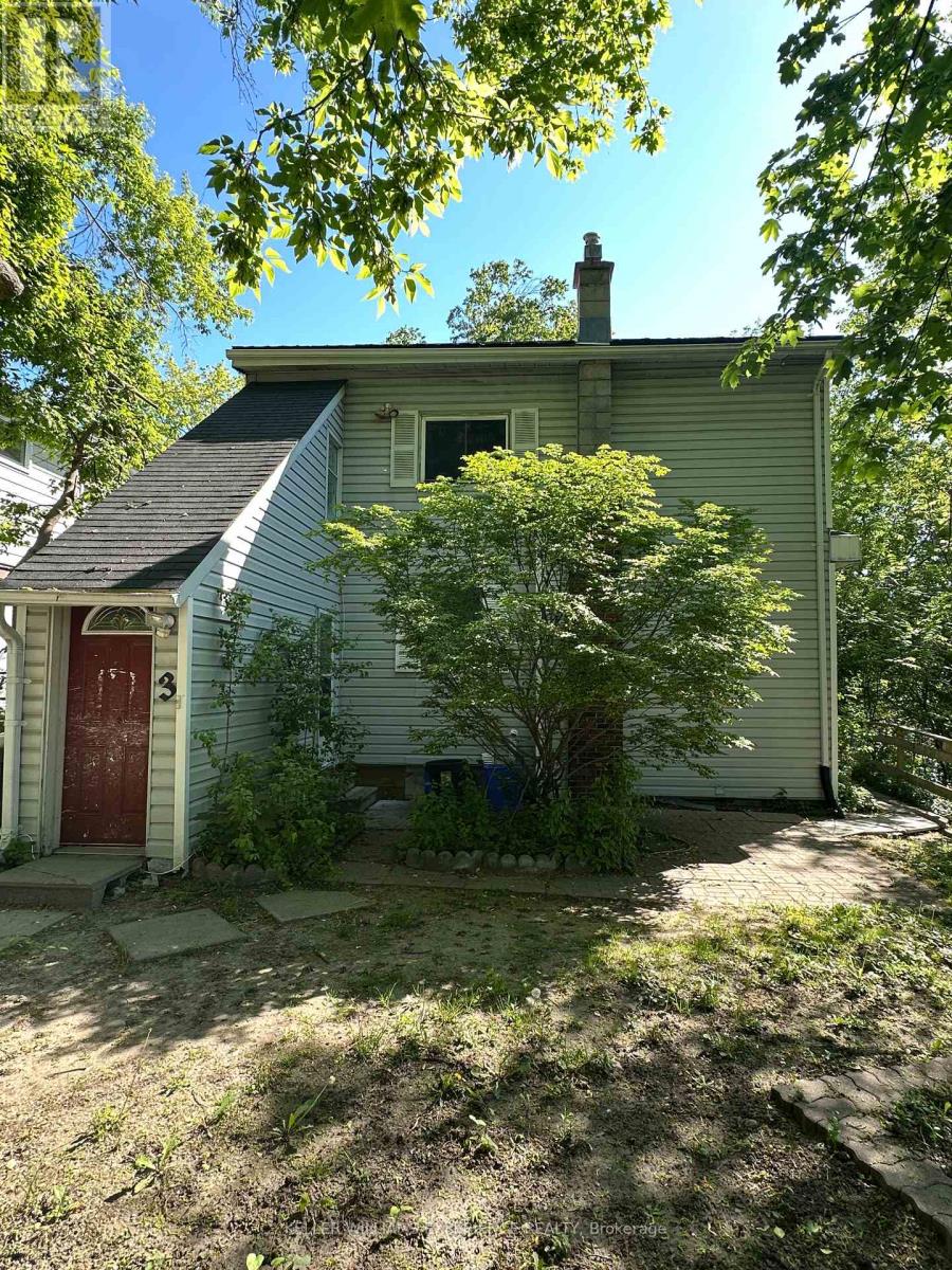 116 MAPLE AVENUE, Barrie, Ontario