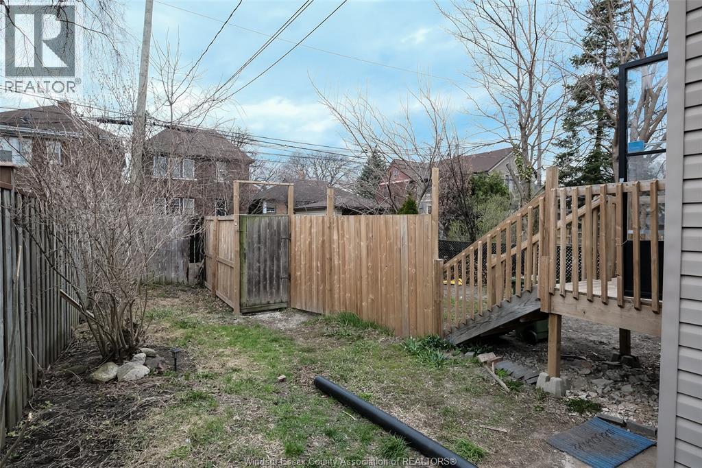 1585 Pelissier, Windsor, Ontario  N9X 1M9 - Photo 3 - 26013473