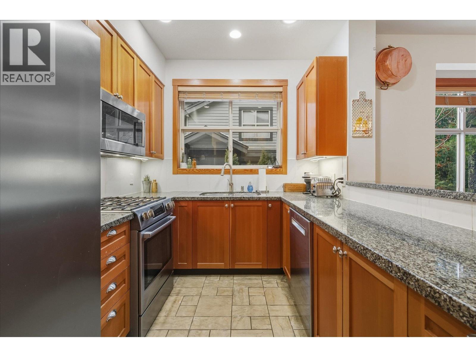 20 1530 Tynebridge Lane, Whistler, British Columbia  V8E 0L3 - Photo 6 - R3086110
