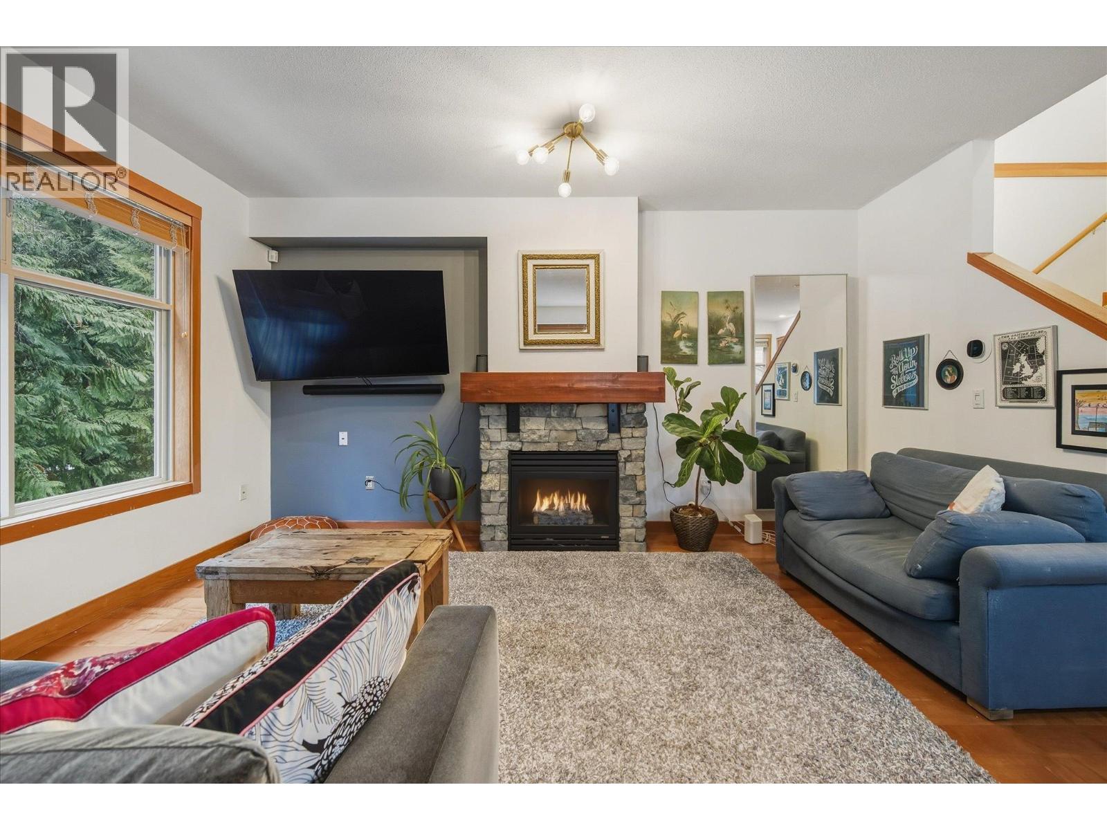 20 1530 Tynebridge Lane, Whistler, British Columbia  V8E 0L3 - Photo 3 - R3086110