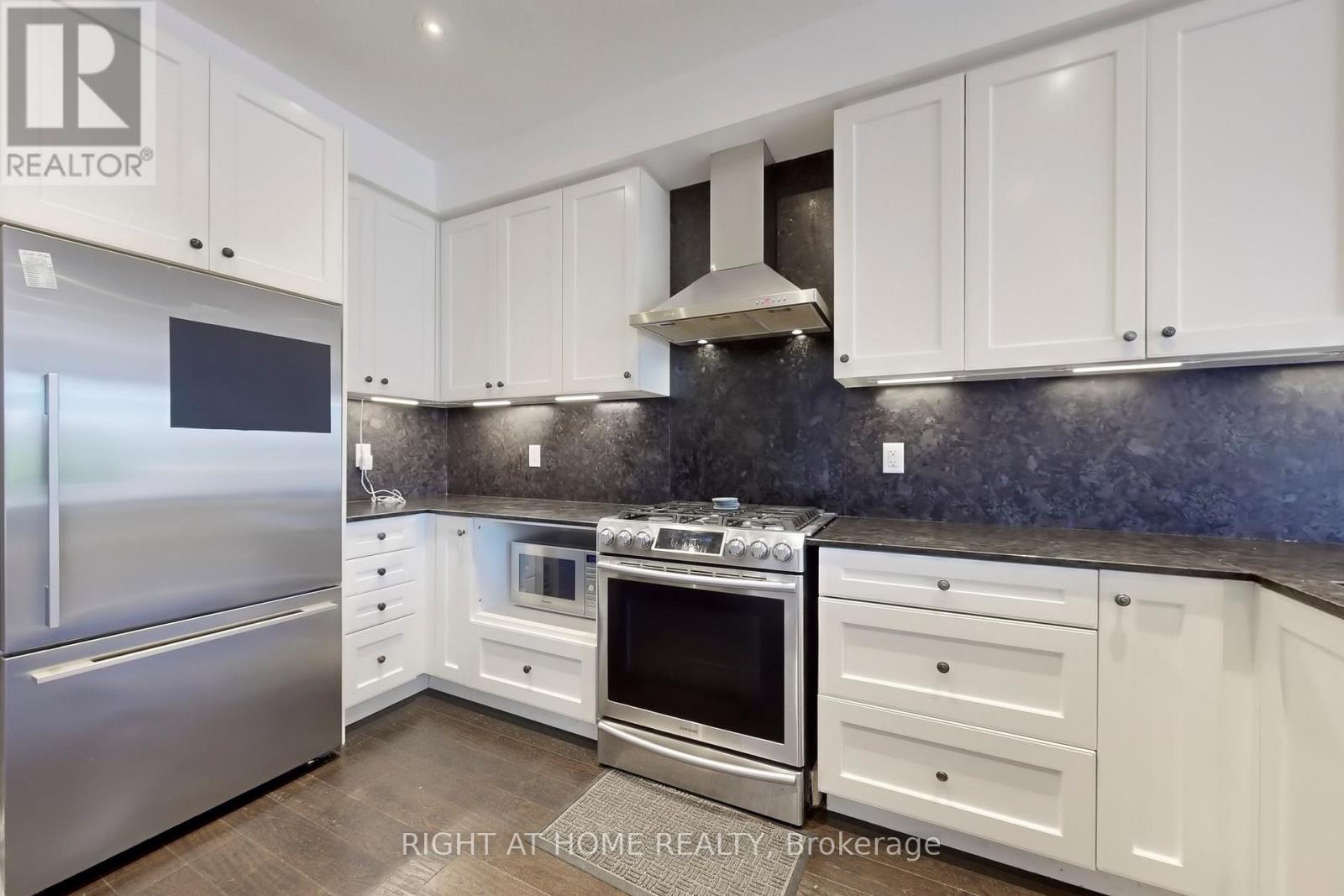31 Lady Evelyn Crescent, Brampton, Ontario  L6Y 6C7 - Photo 23 - W13415556