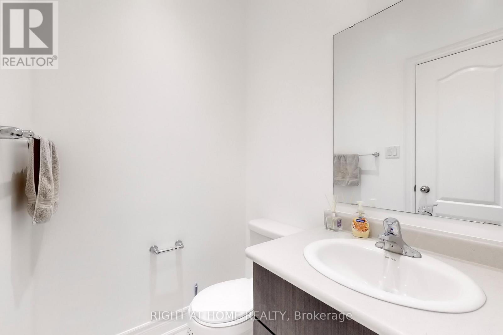 31 Lady Evelyn Crescent, Brampton, Ontario  L6Y 6C7 - Photo 25 - W13415556