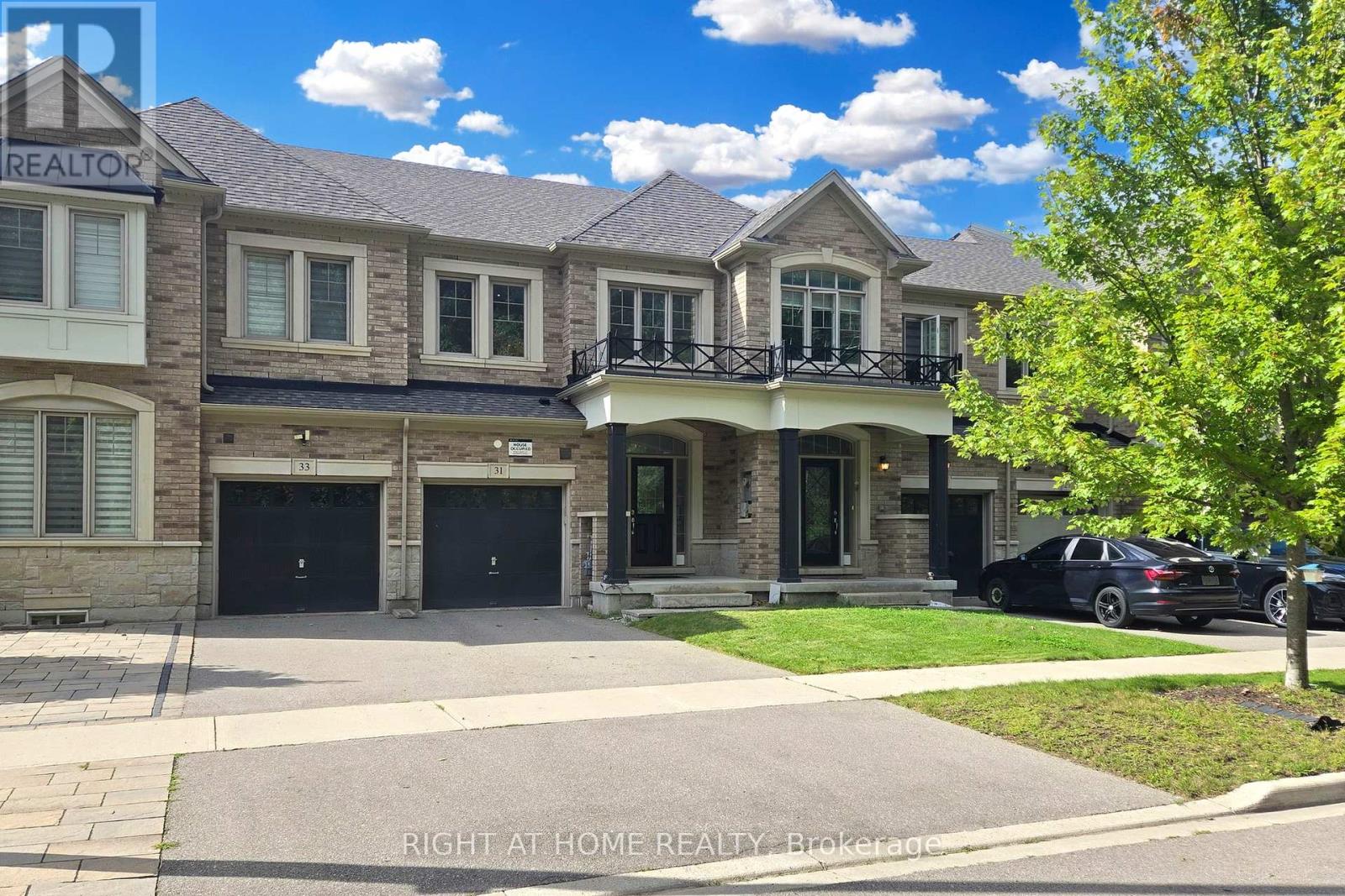 31 Lady Evelyn Crescent, Brampton, Ontario  L6Y 6C7 - Photo 3 - W13415556