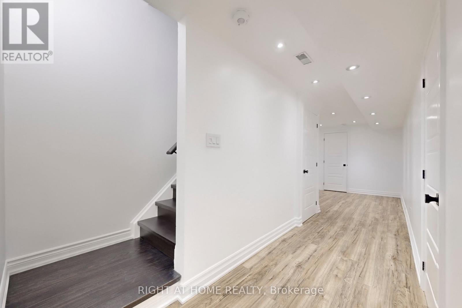 31 Lady Evelyn Crescent, Brampton, Ontario  L6Y 6C7 - Photo 44 - W13415556