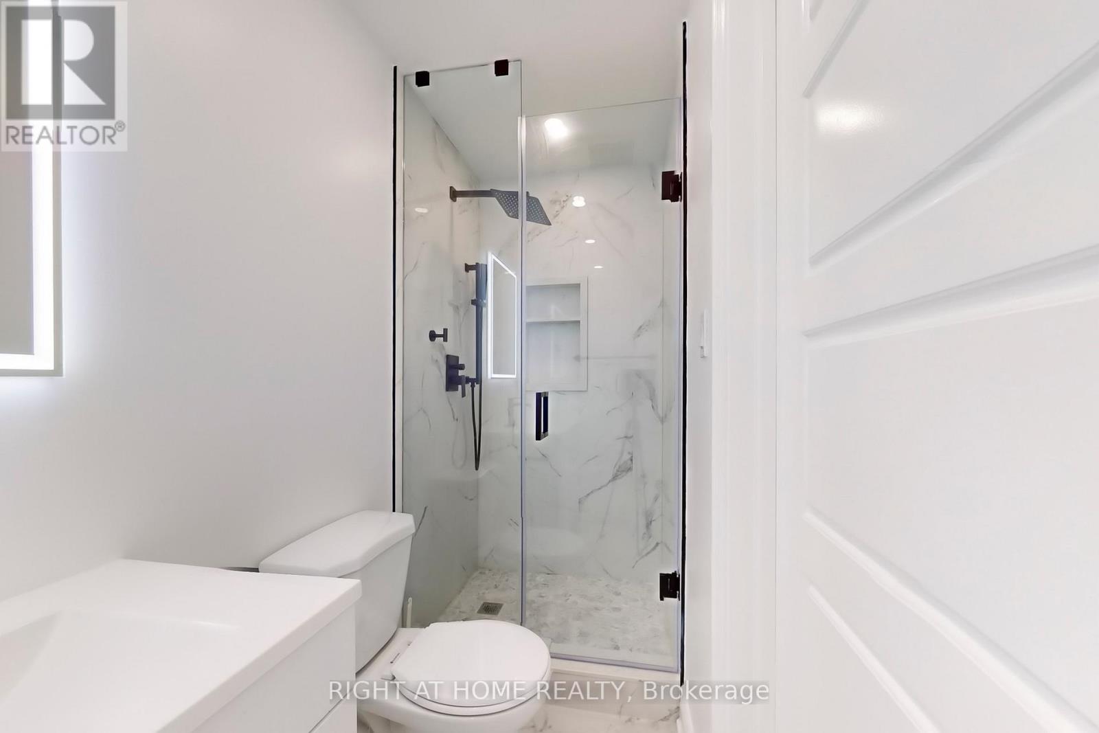 31 Lady Evelyn Crescent, Brampton, Ontario  L6Y 6C7 - Photo 47 - W13415556
