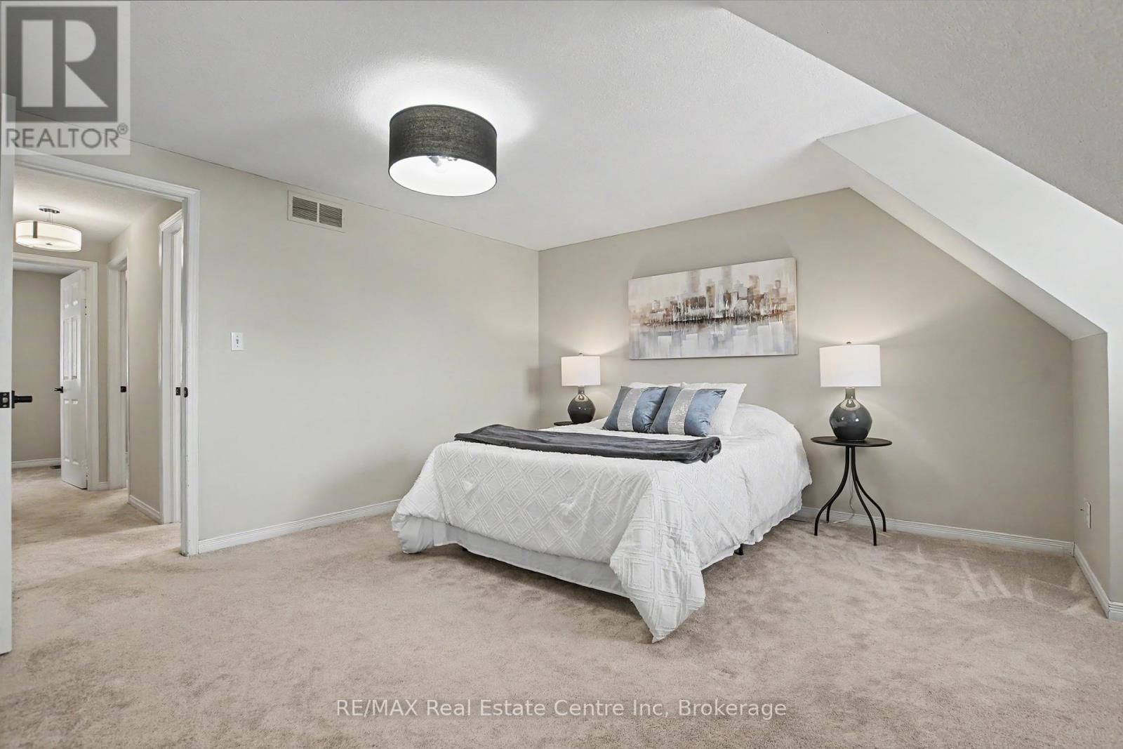 74 Activa Avenue, Kitchener, Ontario  N2E 3R4 - Photo 21 - X13414770
