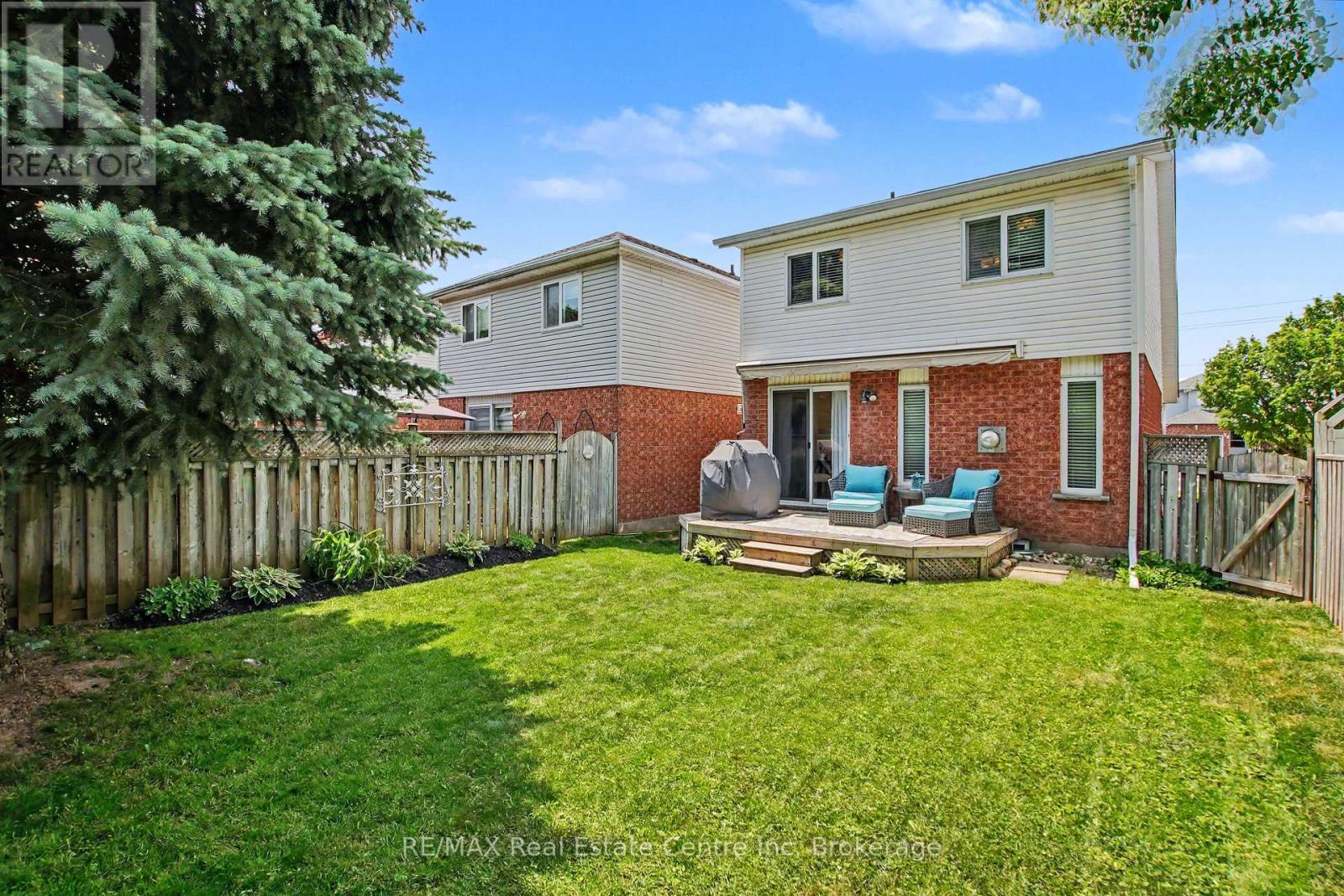 74 Activa Avenue, Kitchener, Ontario  N2E 3R4 - Photo 35 - X13414770