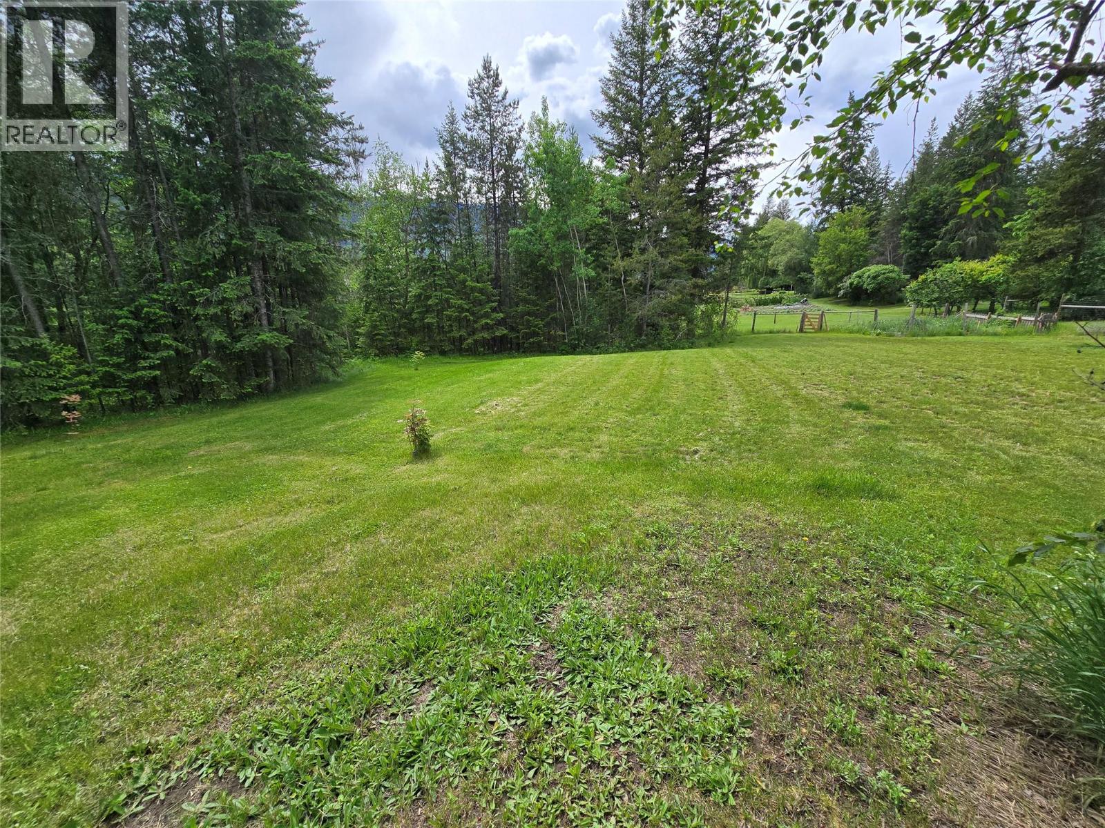 2492 Lloyd Road, Clearwater, British Columbia  V0E 3A0 - Photo 30 - 10390512