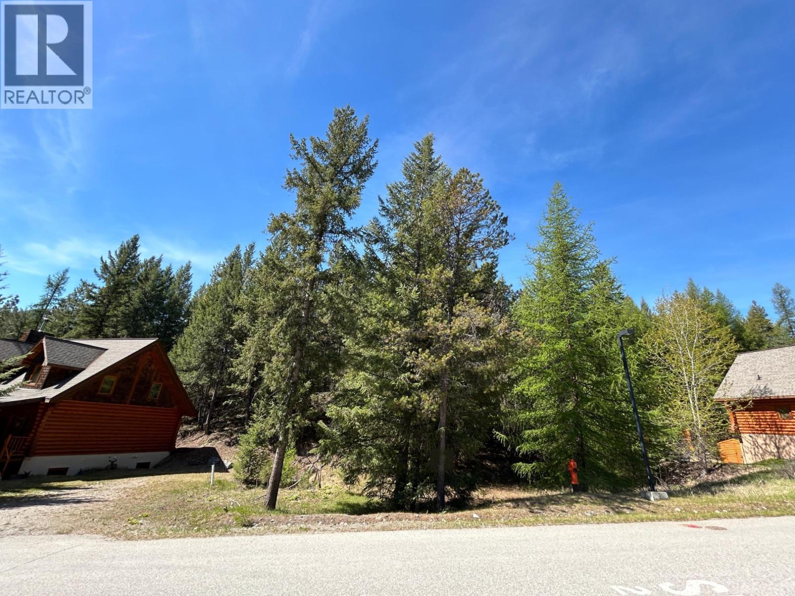 111 River Bend Lane, Kimberley, British Columbia V1A 0A6 - Photo 3 - 10390197