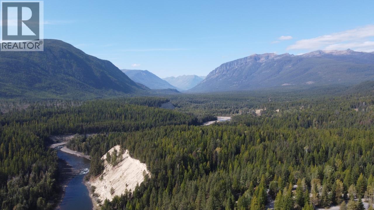111 River Bend Lane, Kimberley, British Columbia V1A 0A6 - Photo 6 - 10390197