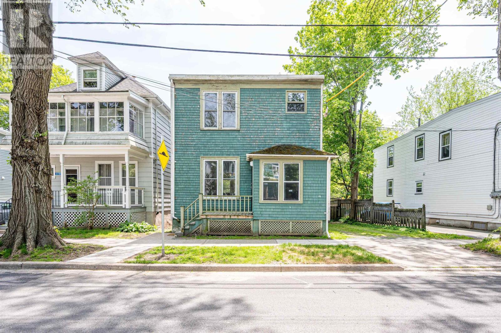 6186 Lawrence Street, Halifax Peninsula, Nova Scotia  B3L 1J6 - Photo 2 - 202613651