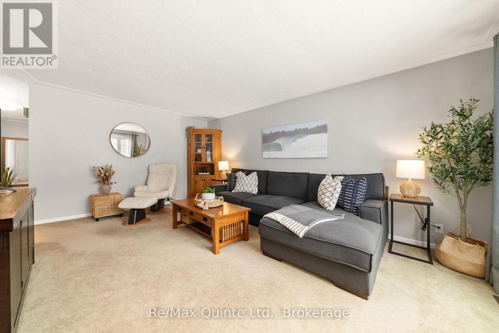 106 Glendale Road, Belleville, Ontario  K8P 4H6 - Photo 13 - X13415708