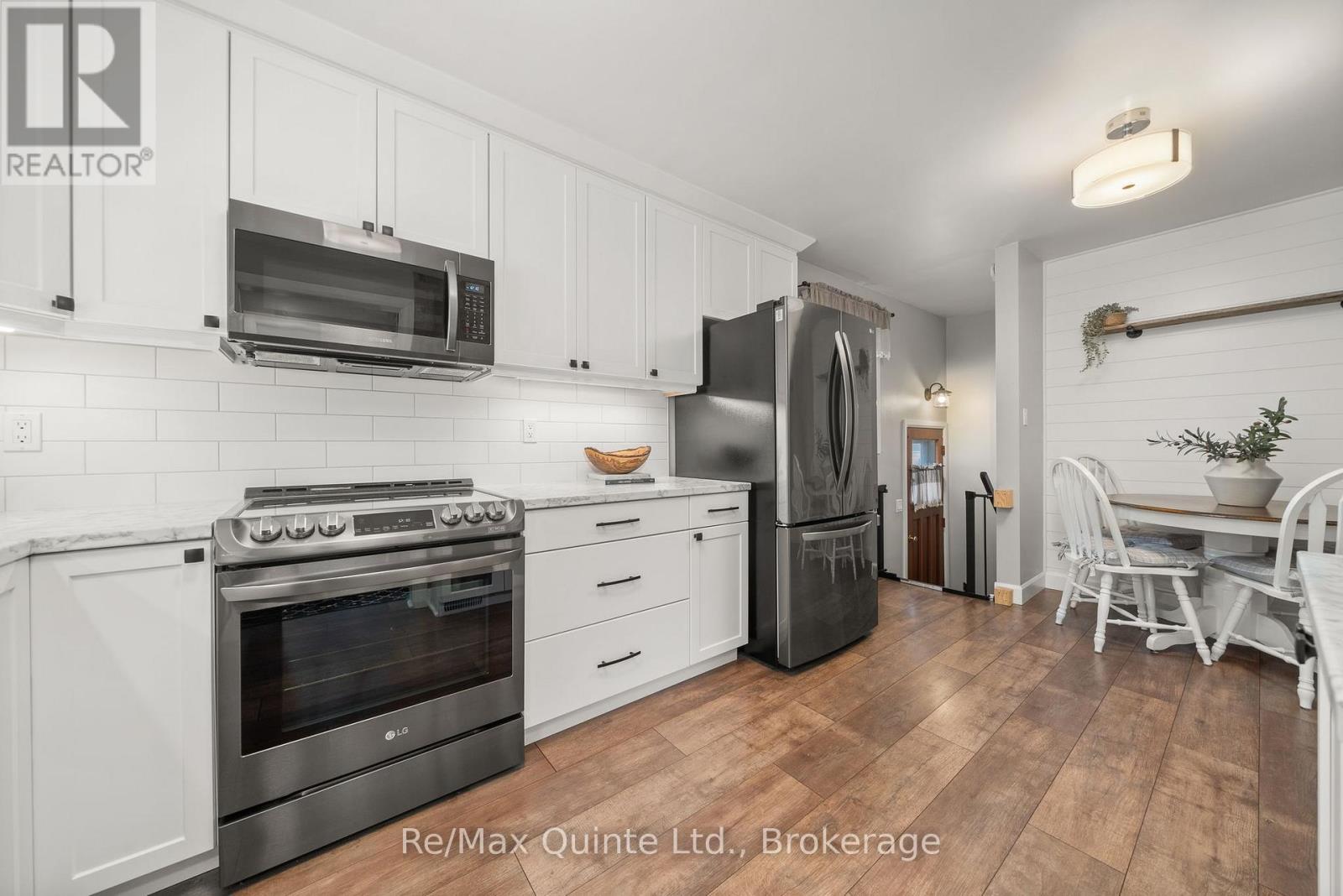 106 Glendale Road, Belleville, Ontario  K8P 4H6 - Photo 7 - X13415708
