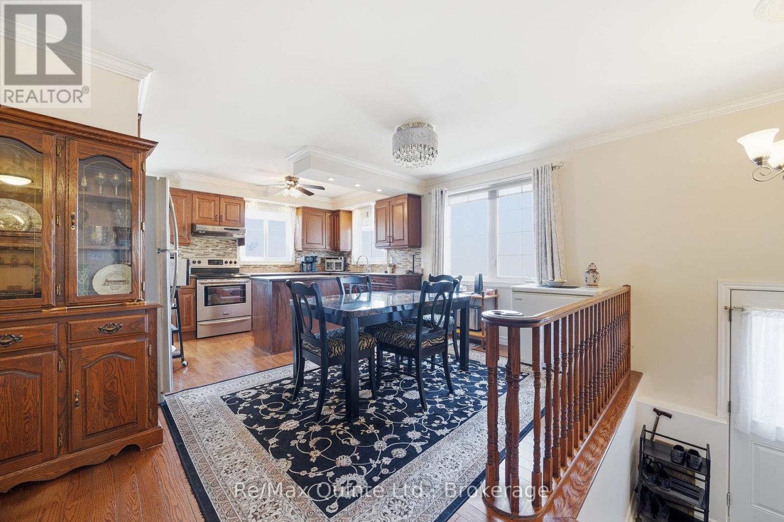 20 Ferry Street, Quinte West, Ontario  K8V 1S2 - Photo 3 - X13415874