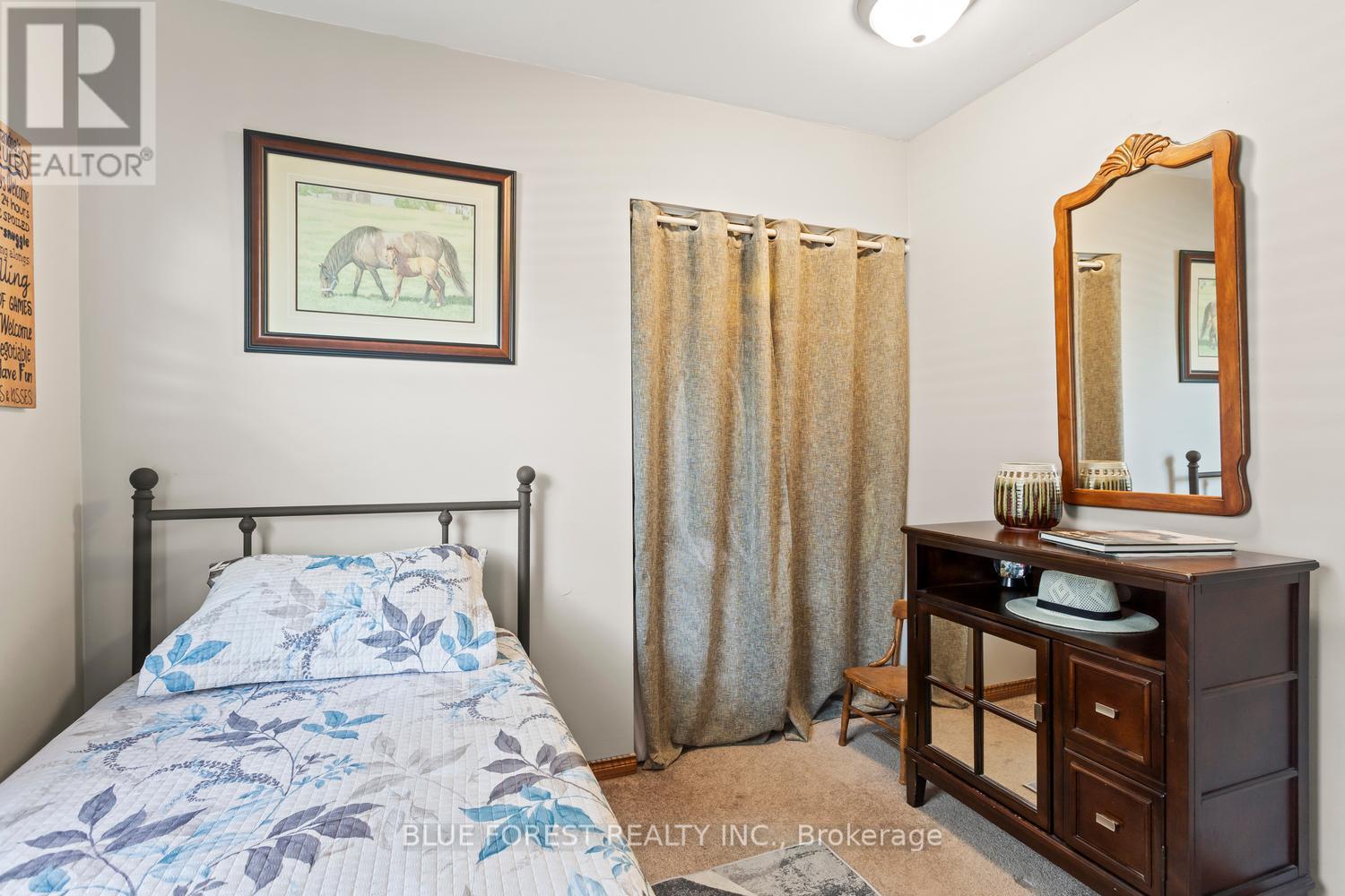 183 Queen Street, North Middlesex, Ontario  N0M 1A0 - Photo 22 - X13415718