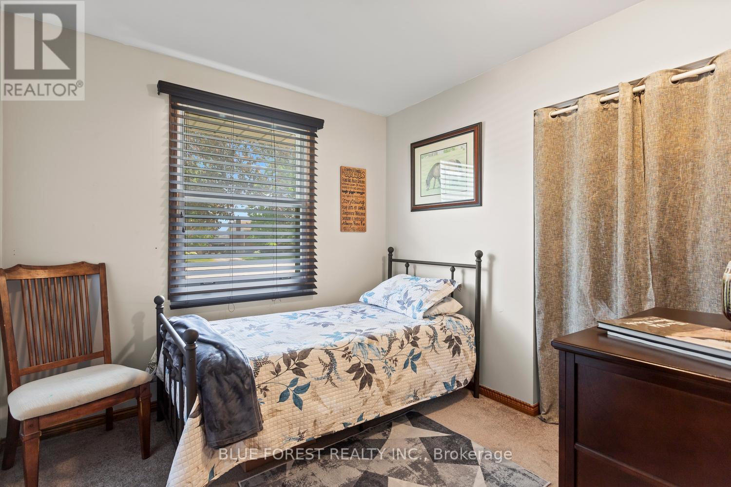 183 Queen Street, North Middlesex, Ontario  N0M 1A0 - Photo 23 - X13415718