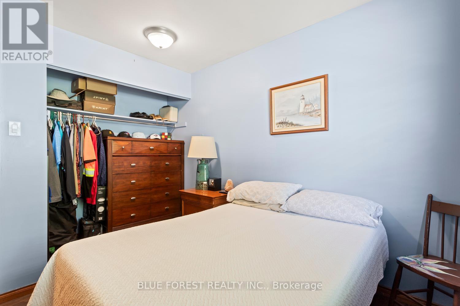183 Queen Street, North Middlesex, Ontario  N0M 1A0 - Photo 25 - X13415718