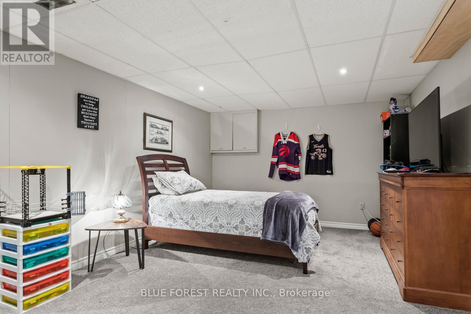 183 Queen Street, North Middlesex, Ontario  N0M 1A0 - Photo 29 - X13415718