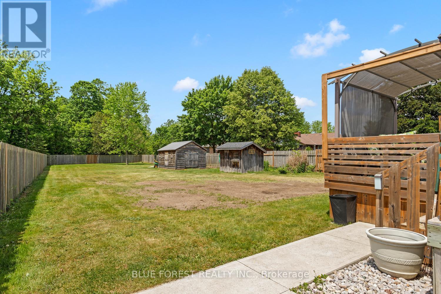 183 Queen Street, North Middlesex, Ontario  N0M 1A0 - Photo 40 - X13415718