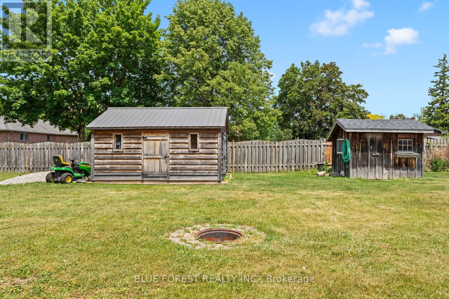 183 Queen Street, North Middlesex, Ontario  N0M 1A0 - Photo 43 - X13415718
