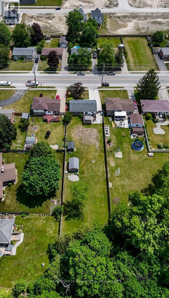 183 Queen Street, North Middlesex, Ontario  N0M 1A0 - Photo 48 - X13415718