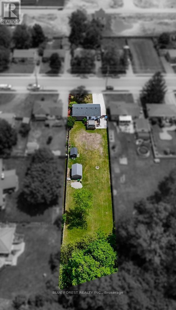 183 Queen Street, North Middlesex, Ontario  N0M 1A0 - Photo 49 - X13415718