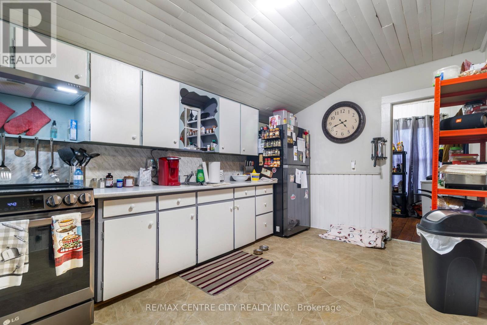 21 Owaissa Street, St. Thomas, Ontario  N5P 1T1 - Photo 4 - X13415800