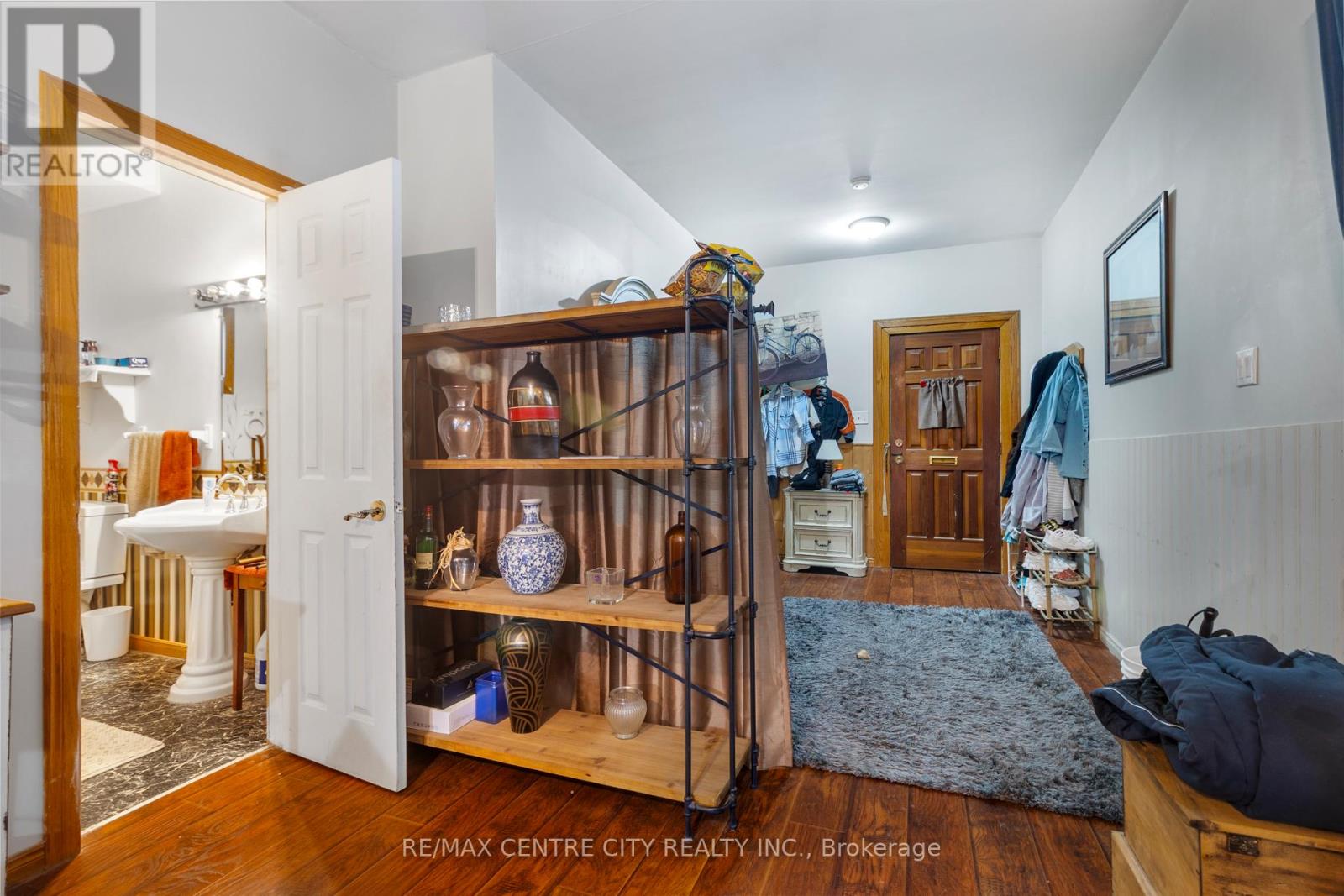 21 Owaissa Street, St. Thomas, Ontario  N5P 1T1 - Photo 9 - X13415800