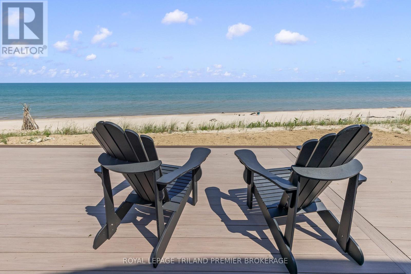 7292 Leighton Drive, Lambton Shores, Ontario  N0M 2L0 - Photo 35 - X13415842