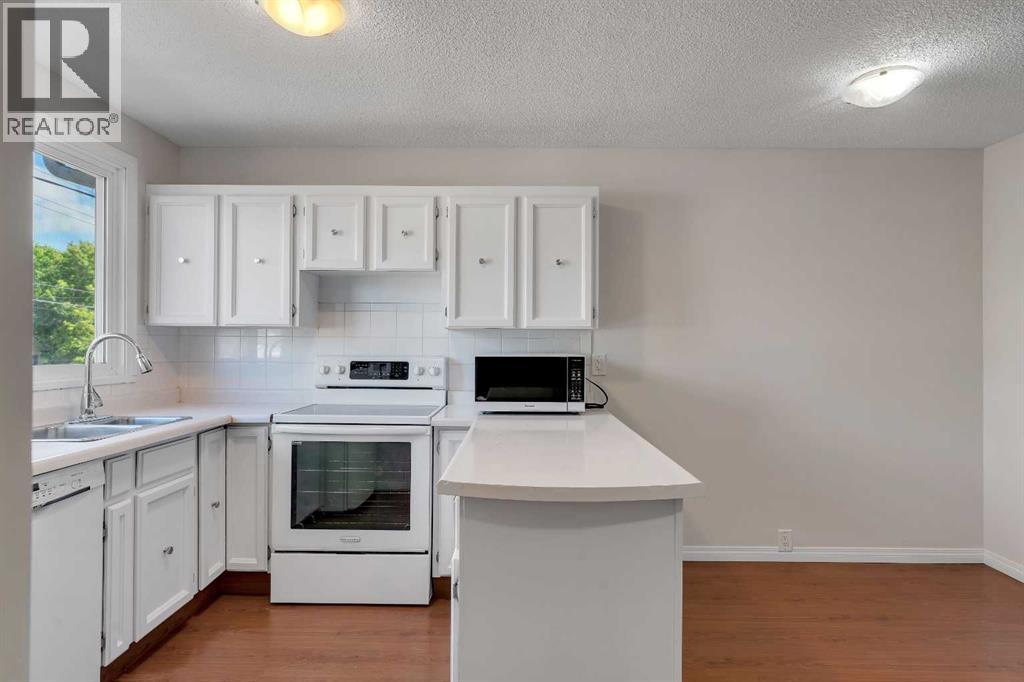 37, 630 Sabrina Road SW, Calgary, Alberta  T2W 2N7 - Photo 6 - A2318187