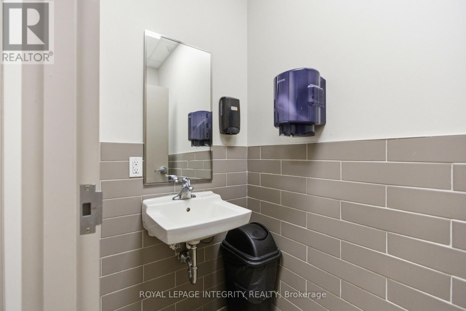 4 - 5507 Hazeldean Rd Road, Ottawa, Ontario  K2S 0P5 - Photo 18 - X13415834
